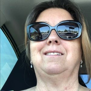 Meet your Posher, Cheryl